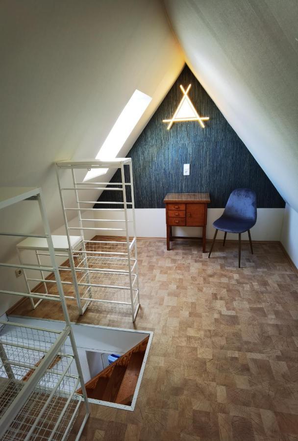 Gemütliche Dachwohnung mit oder ohne Dampfsauna mit Dachterrasse nebeneinander Wolmirstedt Exterior foto