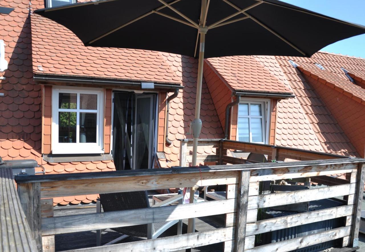 Gemütliche Dachwohnung mit oder ohne Dampfsauna mit Dachterrasse nebeneinander Wolmirstedt Exterior foto